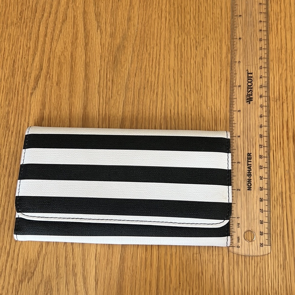 KUT from the kloth White & Black striped Wallet EUC - Picture 7 of 15